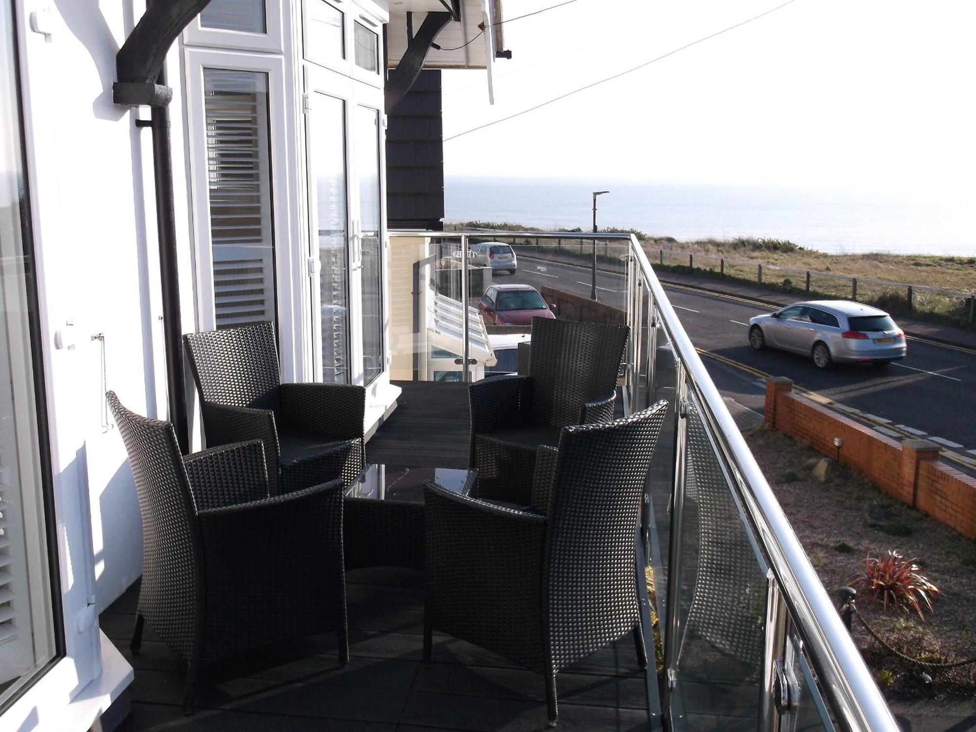 The Avoncliffe Bournemouth Apartment ภายนอก รูปภาพ